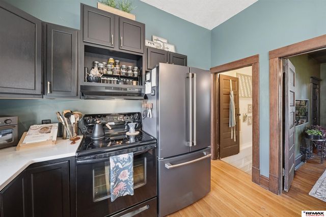 4210 G Street, Lincoln, NE 68510