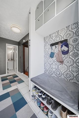 4210 G Street, Lincoln, NE 68510