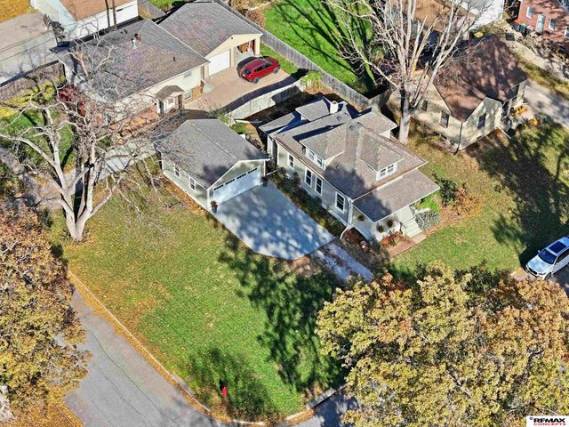 4210 G Street, Lincoln, NE 68510