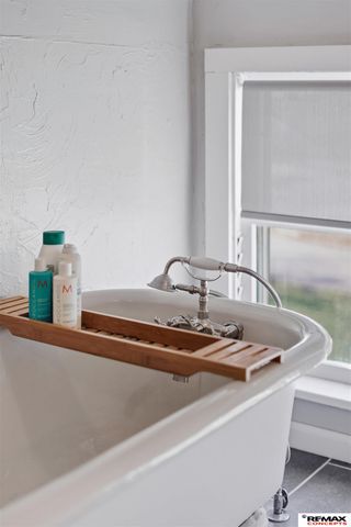 4210 G Street, Lincoln, NE 68510