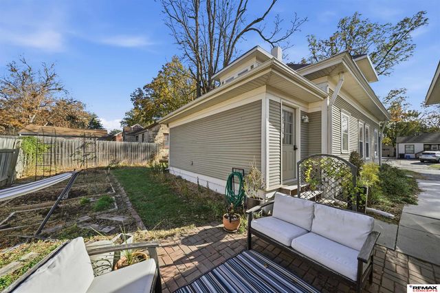 4210 G Street, Lincoln, NE 68510