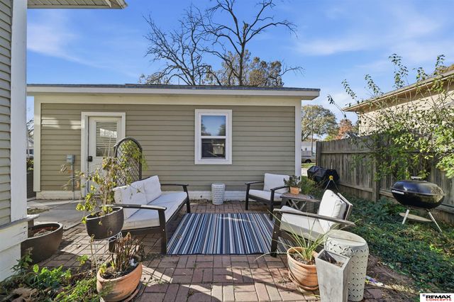 4210 G Street, Lincoln, NE 68510