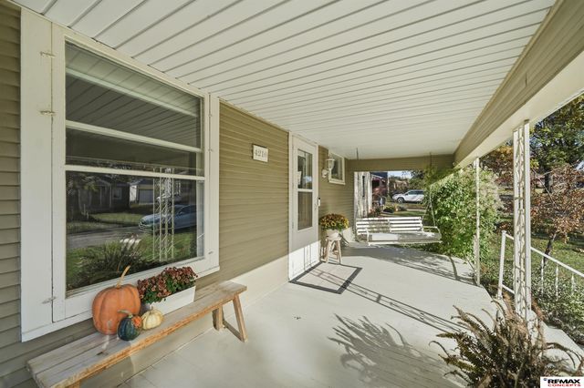 4210 G Street, Lincoln, NE 68510