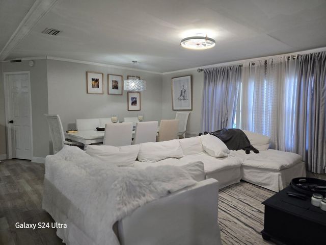 3271 Fairway Drive, Pompano Beach, FL 33069