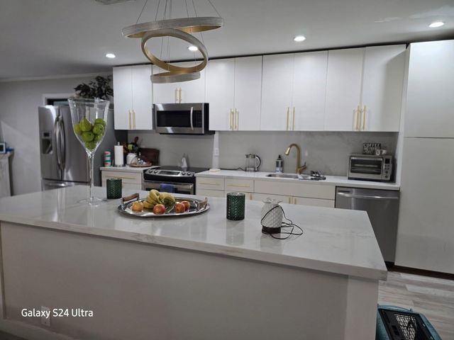 3271 Fairway Drive, Pompano Beach, FL 33069