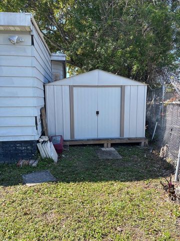 3271 Fairway Drive, Pompano Beach, FL 33069