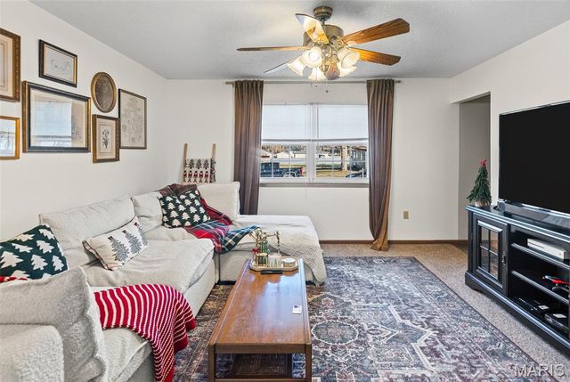 350 Illinois Avenue, Wood River, IL 62095