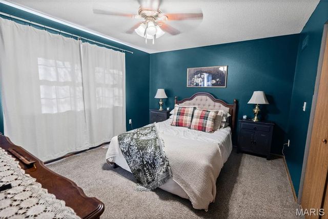 350 Illinois Avenue, Wood River, IL 62095