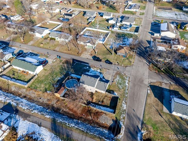 350 Illinois Avenue, Wood River, IL 62095