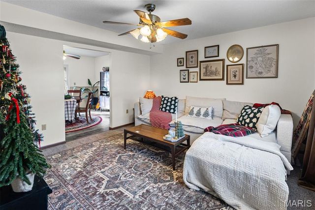 350 Illinois Avenue, Wood River, IL 62095