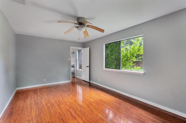 1806 Krizan Ave, Austin, TX 78727