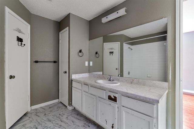 1806 Krizan Ave, Austin, TX 78727