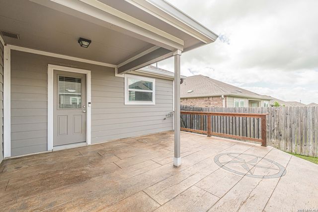 229 Holland Park, Schertz, TX 78108