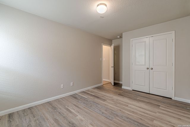 229 Holland Park, Schertz, TX 78108