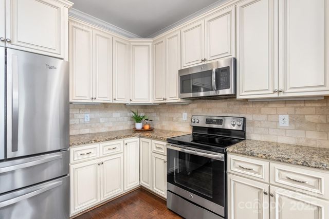 8423 Coachman Lane, Rural Hall, NC 27045