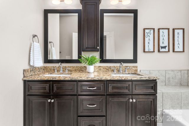8423 Coachman Lane, Rural Hall, NC 27045