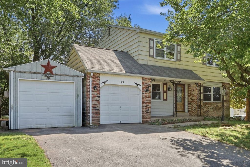 29 COCHISE LN, Royersford, PA 19468