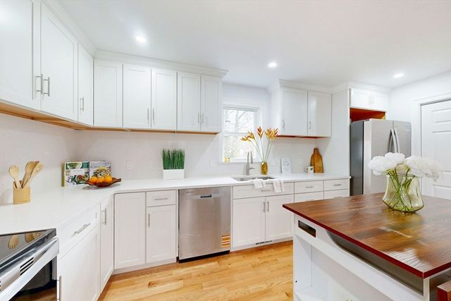 38 Twilight Path, Weymouth, MA 02189