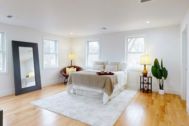 38 Twilight Path, Weymouth, MA 02189