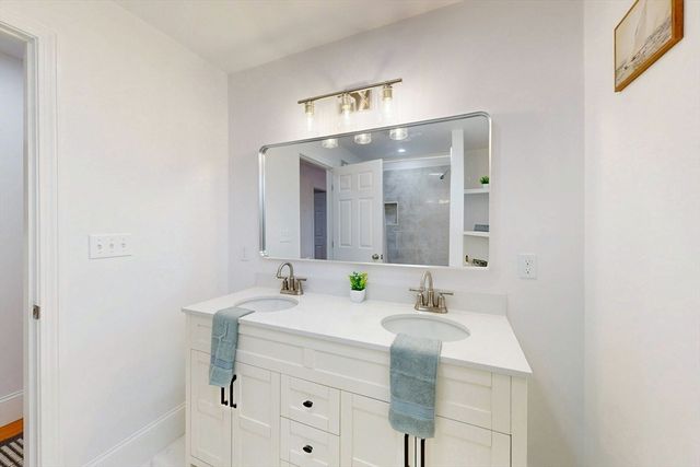 38 Twilight Path, Weymouth, MA 02189