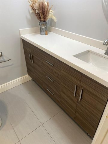 3499 Oaks Way 304, Pompano Beach, FL 33069