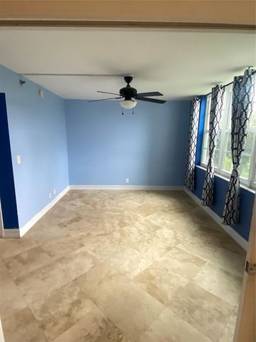 3499 Oaks Way 304, Pompano Beach, FL 33069