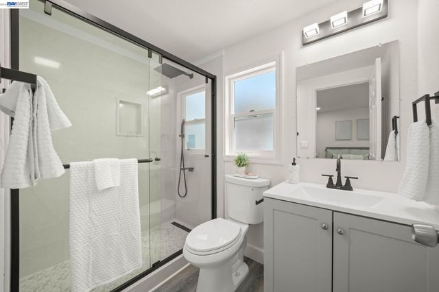 6242 Montcalm Ave, Newark, CA 94560