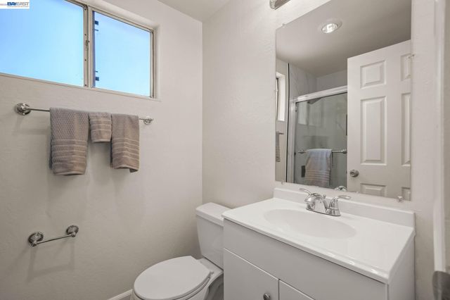 6242 Montcalm Ave, Newark, CA 94560