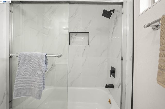 6242 Montcalm Ave, Newark, CA 94560
