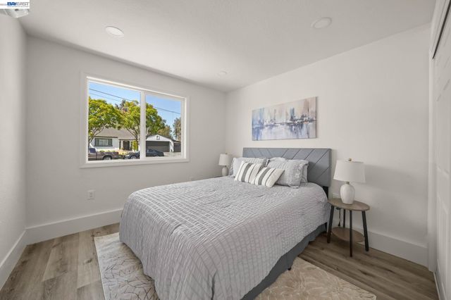 6242 Montcalm Ave, Newark, CA 94560
