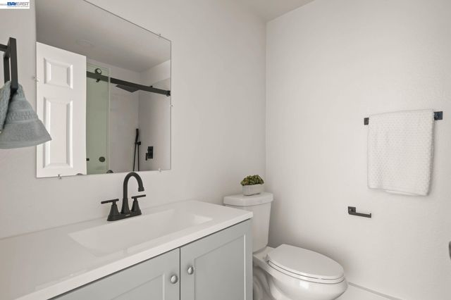 6242 Montcalm Ave, Newark, CA 94560