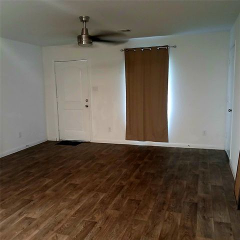 162 Road 5138, Cleveland, TX 77327