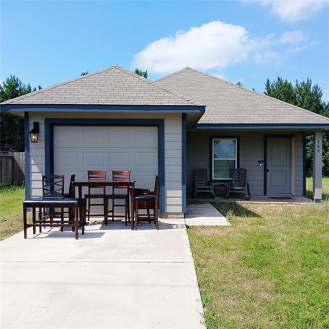 162 Road 5138, Cleveland, TX 77327