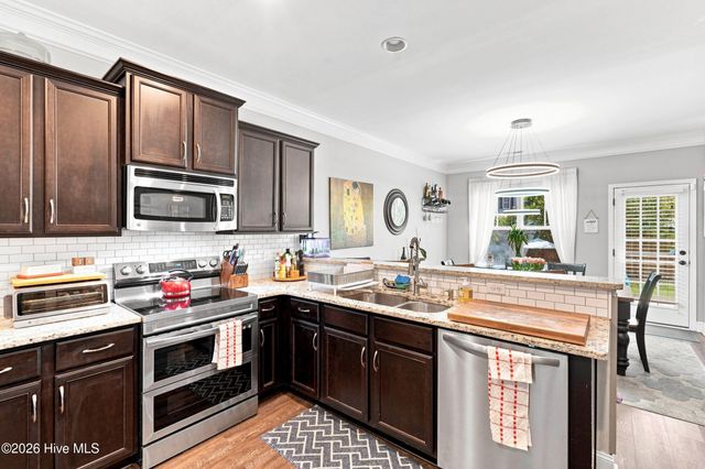 111 Mason Court, Hampstead, NC 28443