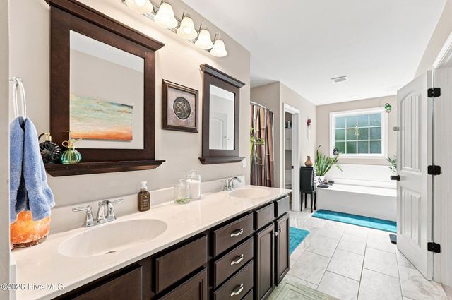111 Mason Court, Hampstead, NC 28443