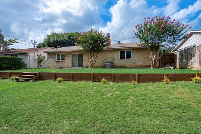 512 W Oakdale Road, Irving, TX 75060
