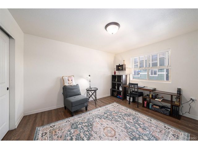 865 Widgeon Cir, Longmont, CO 80503