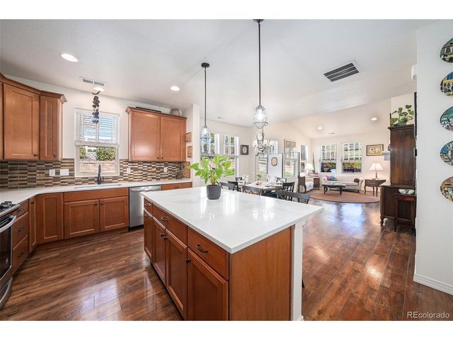 865 Widgeon Cir, Longmont, CO 80503