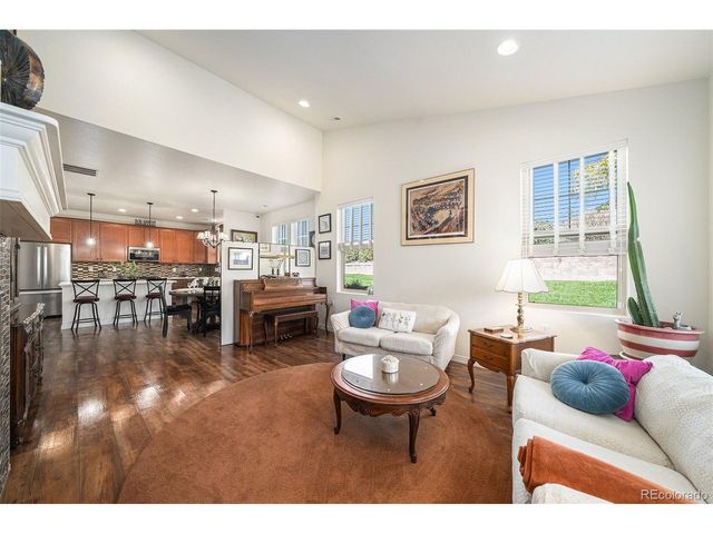 865 Widgeon Cir, Longmont, CO 80503