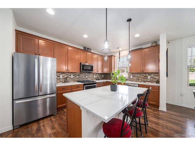 865 Widgeon Cir, Longmont, CO 80503