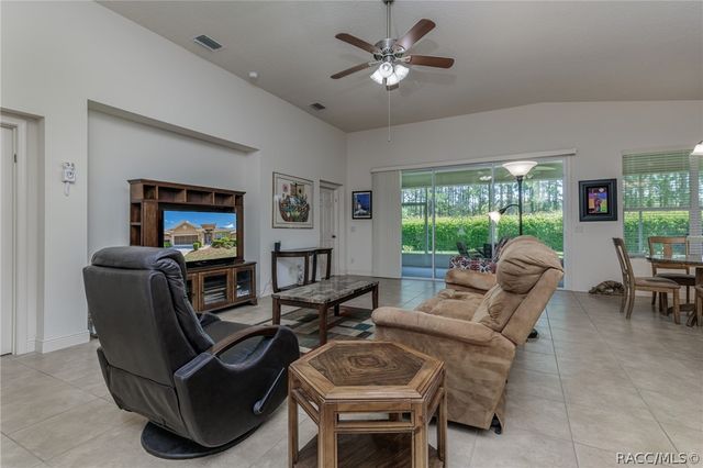 1557 W Caroline Path, Lecanto, FL 34461