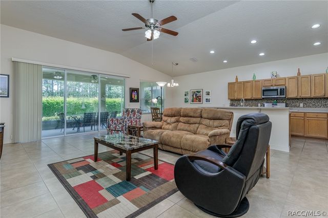 1557 W Caroline Path, Lecanto, FL 34461