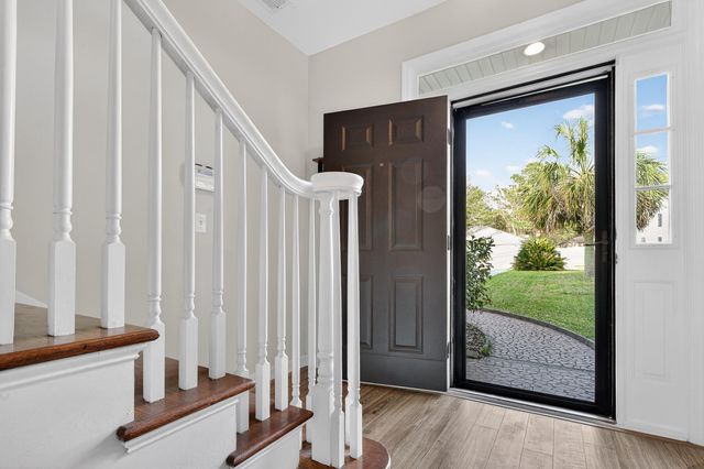 334 Camelot Drive, Goose Creek, SC 29445