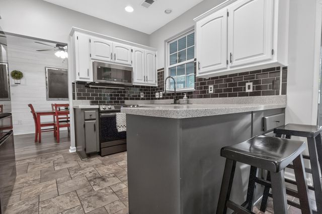 334 Camelot Drive, Goose Creek, SC 29445