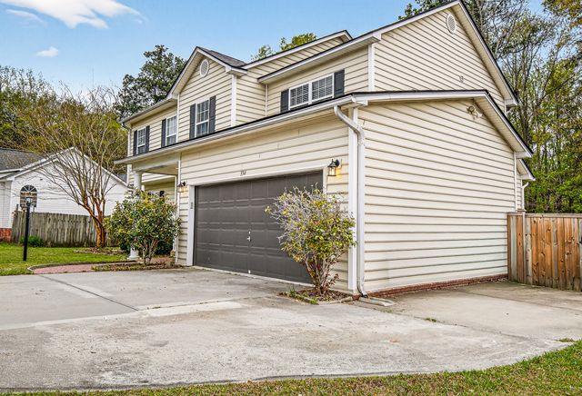 334 Camelot Drive, Goose Creek, SC 29445