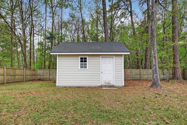 334 Camelot Drive, Goose Creek, SC 29445