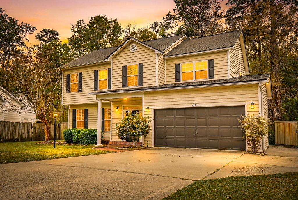 334 Camelot Drive, Goose Creek, SC 29445
