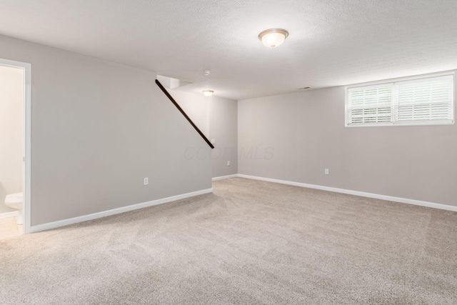 5267 Cross River Falls Boulevard, 38, Dublin, OH 43016
