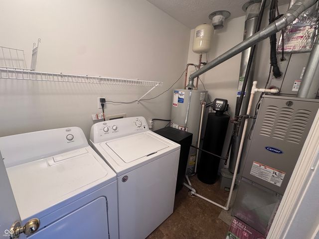 12233 Driftstone Drive, Fishers, IN 46037