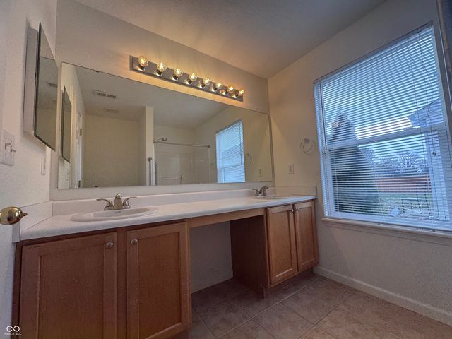 12233 Driftstone Drive, Fishers, IN 46037